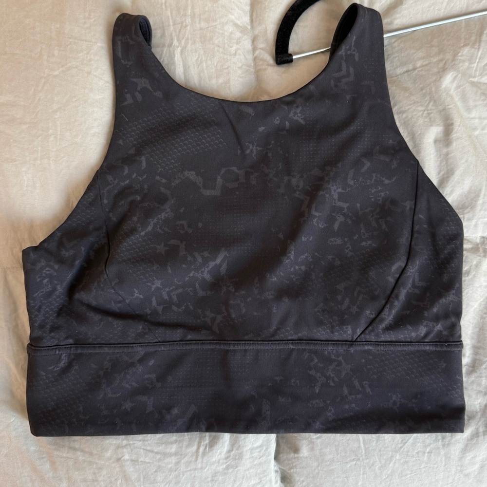 Lululemon X Barry’s collab high neck black sports bra